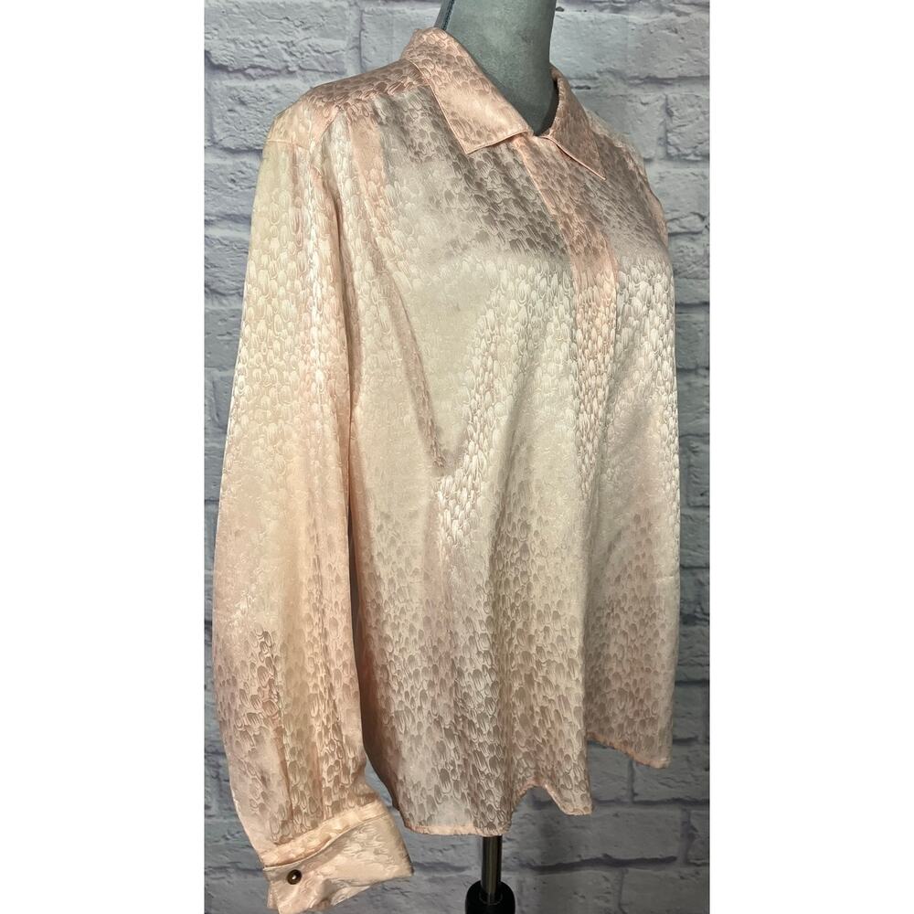 VintageDeadstock Argenti Textured Silk Blouse